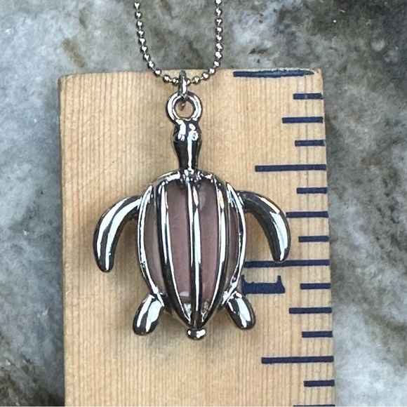 Turtle Necklace Silver Tone Peachy Pink Enameled Inside Shell - Picture 2 of 2